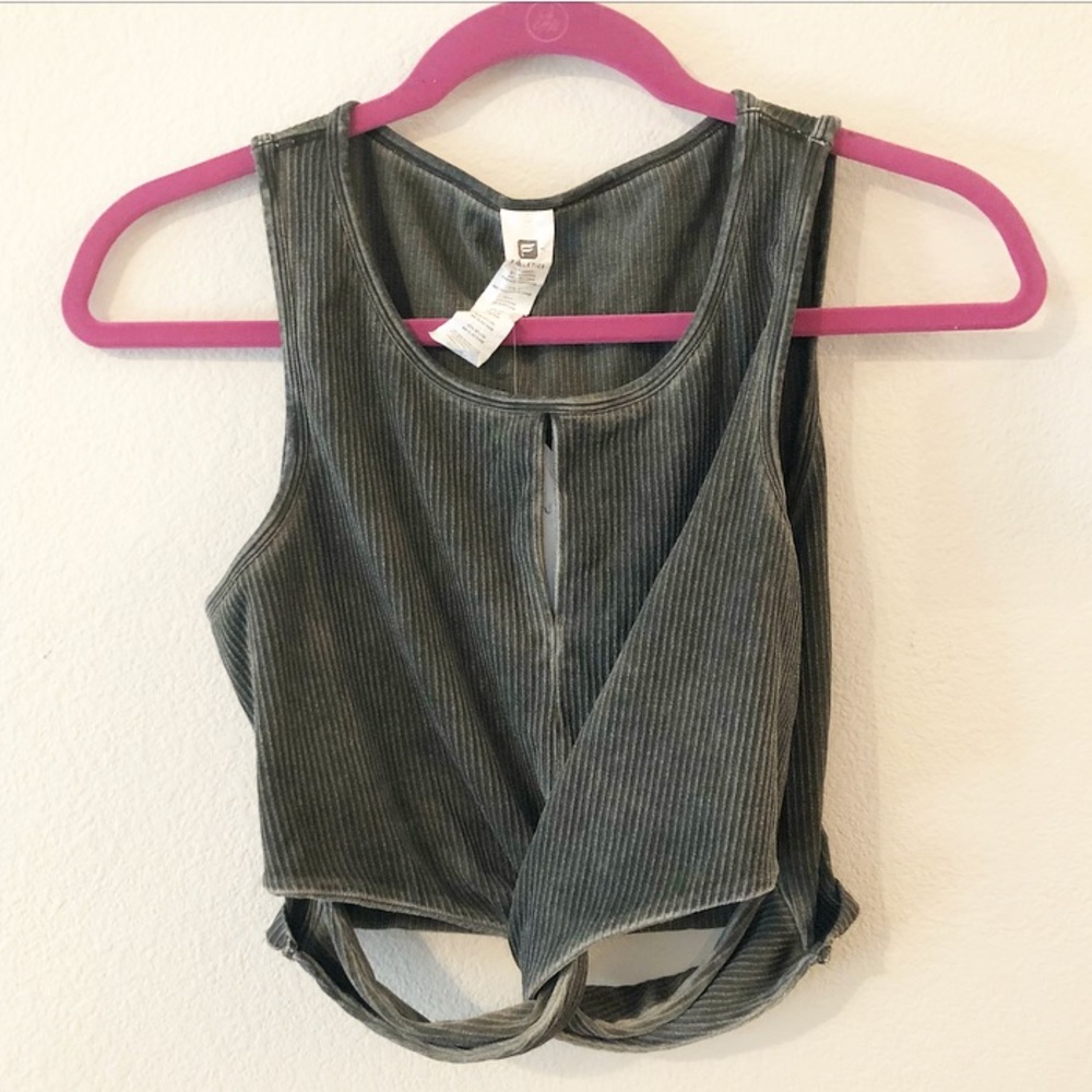 Fabletics NWT Talia Tank Crop Top